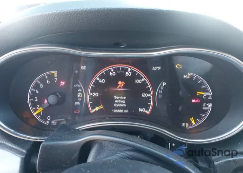 2016 Jeep Grand Cherokee Laredo z USA, uszkodzony, nr VIN 1C4RJFAG8GC349502